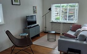 Solstice, Quiet Cottage In Bruinisse, Zeeland